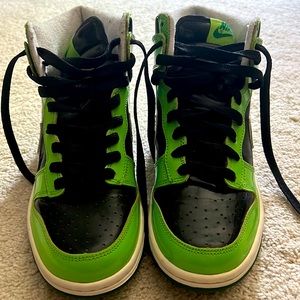 Nike Halloween Tombstone Dunks 2007 - Good Condition - size 4.5Y/women6